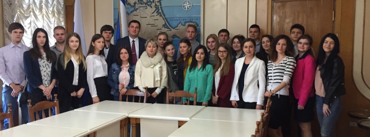  Студенты посетили Государственный Совет Республики Крым