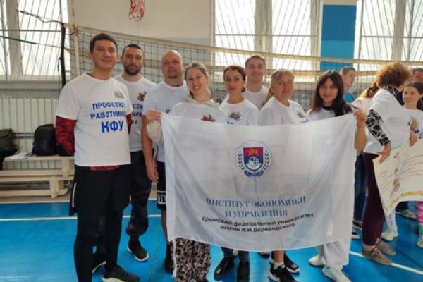 КОМАНДА ПРЕПОДАВТЕЛЕЙ ИНСТИТУТА ПРИНЯЛИ УЧАСТИЕ В СПАРТАКИАДЕ ДЛЯ ЧЛЕНОВ ПРОФСОЮЗА  «БОДРОСТЬ И ЗДОРОВЬЕ»