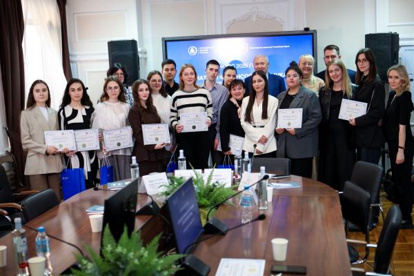 СТУДЕНТЫ КАФЕДРЫ УЧЁТА, АНАЛИЗА И АУДИТА – ПОБЕДИТЕЛИ РЕСПУБЛИКАНСКОГО КОНКУРСА  «ЗНАТОКИ ФИНАНСОВОГО РЫНКА – 2025»